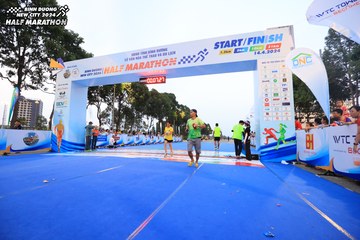 BINH DUONG NEW CITY HALF MARATHON 2024 - Ảnh #1729507