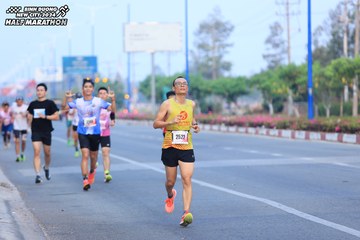 BINH DUONG NEW CITY HALF MARATHON 2024 - Ảnh #1770296