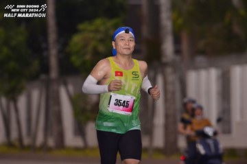 BINH DUONG NEW CITY HALF MARATHON 2024 - Ảnh #1740976