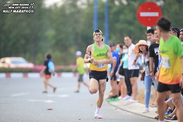 BINH DUONG NEW CITY HALF MARATHON 2024 - Ảnh #1736436