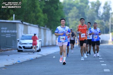 BINH DUONG NEW CITY HALF MARATHON 2024 - Ảnh #1765898