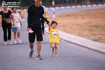 BINH DUONG NEW CITY HALF MARATHON 2024 - Ảnh #1727212