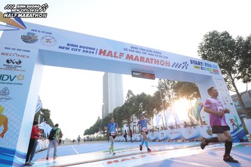 BINH DUONG NEW CITY HALF MARATHON 2024 - Ảnh #1819517
