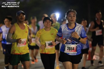 BINH DUONG NEW CITY HALF MARATHON 2024 - Ảnh #1741527
