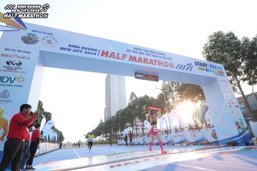 BINH DUONG NEW CITY HALF MARATHON 2024 - Ảnh #1819486