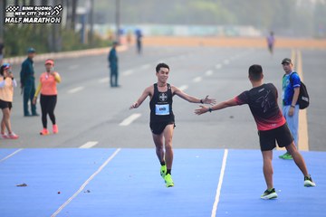 BINH DUONG NEW CITY HALF MARATHON 2024 - Ảnh #1738915