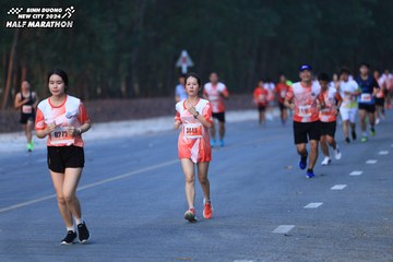 BINH DUONG NEW CITY HALF MARATHON 2024 - Ảnh #1750540