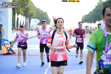 BINH DUONG NEW CITY HALF MARATHON 2024 - Ảnh #1762906
