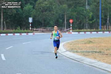 BINH DUONG NEW CITY HALF MARATHON 2024 - Ảnh #1735391