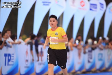 BINH DUONG NEW CITY HALF MARATHON 2024 - Ảnh #1724309