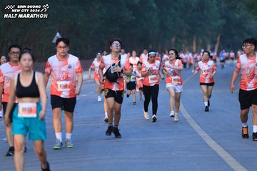 BINH DUONG NEW CITY HALF MARATHON 2024 - Ảnh #1772768