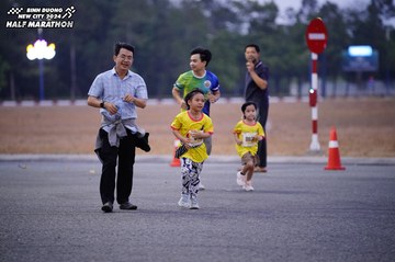 BINH DUONG NEW CITY HALF MARATHON 2024 - Ảnh #1725854