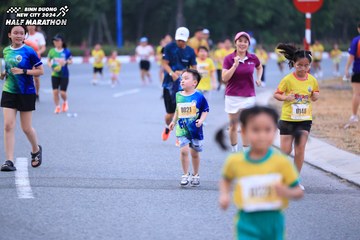 BINH DUONG NEW CITY HALF MARATHON 2024 - Ảnh #1726718