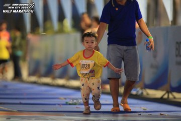 BINH DUONG NEW CITY HALF MARATHON 2024 - Ảnh #1728793