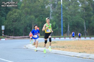 BINH DUONG NEW CITY HALF MARATHON 2024 - Ảnh #1735601