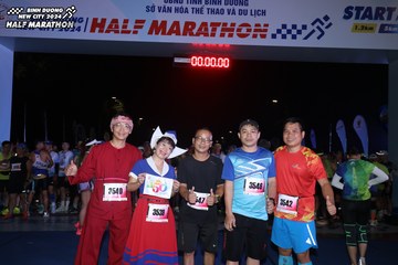 BINH DUONG NEW CITY HALF MARATHON 2024 - Ảnh #1737723