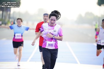 BINH DUONG NEW CITY HALF MARATHON 2024 - Ảnh #1757919
