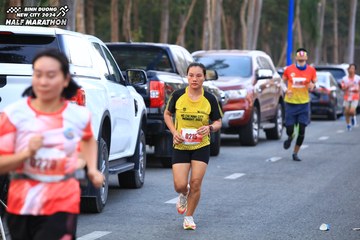BINH DUONG NEW CITY HALF MARATHON 2024 - Ảnh #1756245