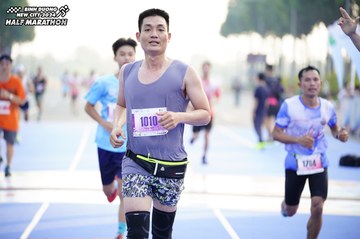 BINH DUONG NEW CITY HALF MARATHON 2024 - Ảnh #1759405
