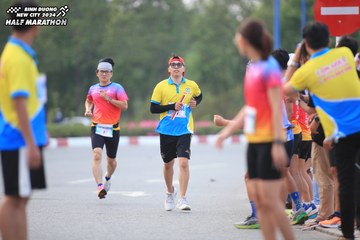 BINH DUONG NEW CITY HALF MARATHON 2024 - Ảnh #1736962