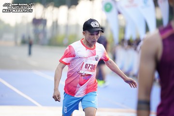 BINH DUONG NEW CITY HALF MARATHON 2024 - Ảnh #1756810