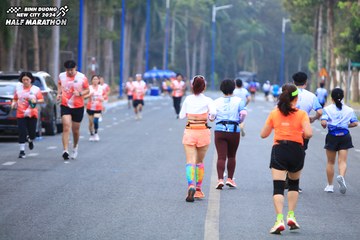 BINH DUONG NEW CITY HALF MARATHON 2024 - Ảnh #1756188