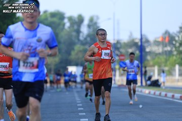 BINH DUONG NEW CITY HALF MARATHON 2024 - Ảnh #1765359