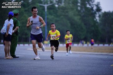 BINH DUONG NEW CITY HALF MARATHON 2024 - Ảnh #1724973