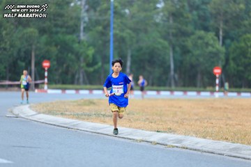 BINH DUONG NEW CITY HALF MARATHON 2024 - Ảnh #1735772