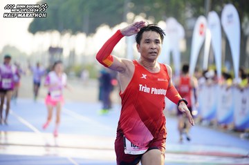 BINH DUONG NEW CITY HALF MARATHON 2024 - Ảnh #1762431