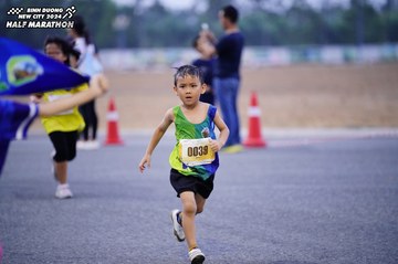 BINH DUONG NEW CITY HALF MARATHON 2024 - Ảnh #1725304