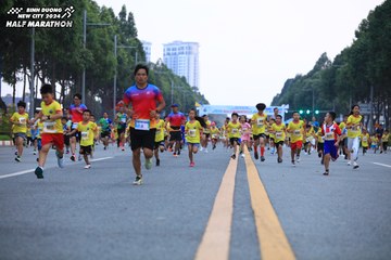 BINH DUONG NEW CITY HALF MARATHON 2024 - Ảnh #1727729