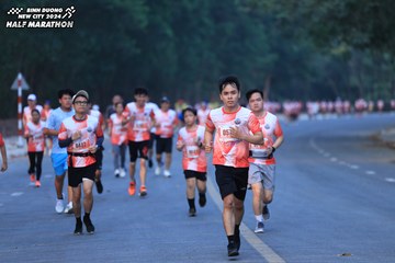 BINH DUONG NEW CITY HALF MARATHON 2024 - Ảnh #1750679