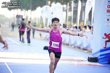 BINH DUONG NEW CITY HALF MARATHON 2024 - Ảnh #1759336