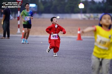 BINH DUONG NEW CITY HALF MARATHON 2024 - Ảnh #1725804