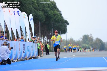BINH DUONG NEW CITY HALF MARATHON 2024 - Ảnh #1737258