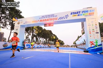 BINH DUONG NEW CITY HALF MARATHON 2024 - Ảnh #1729624