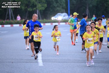 BINH DUONG NEW CITY HALF MARATHON 2024 - Ảnh #1726659