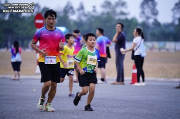 BINH DUONG NEW CITY HALF MARATHON 2024 - Ảnh #1725239