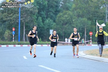 BINH DUONG NEW CITY HALF MARATHON 2024 - Ảnh #1735875