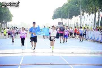 BINH DUONG NEW CITY HALF MARATHON 2024 - Ảnh #1760550
