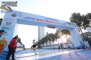 BINH DUONG NEW CITY HALF MARATHON 2024 - Ảnh #1819308