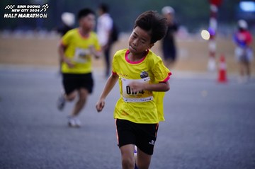 BINH DUONG NEW CITY HALF MARATHON 2024 - Ảnh #1725113