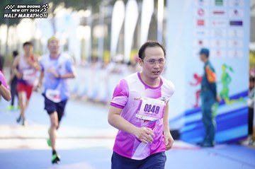 BINH DUONG NEW CITY HALF MARATHON 2024 - Ảnh #1759556
