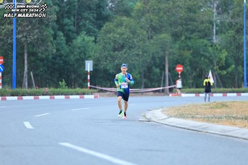 BINH DUONG NEW CITY HALF MARATHON 2024 - Ảnh #1735833