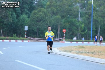 BINH DUONG NEW CITY HALF MARATHON 2024 - Ảnh #1735951