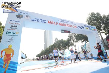 BINH DUONG NEW CITY HALF MARATHON 2024 - Ảnh #1818975