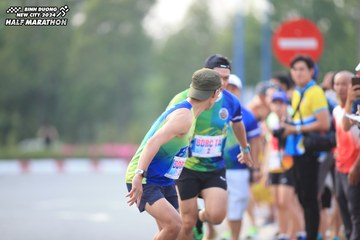 BINH DUONG NEW CITY HALF MARATHON 2024 - Ảnh #1736348