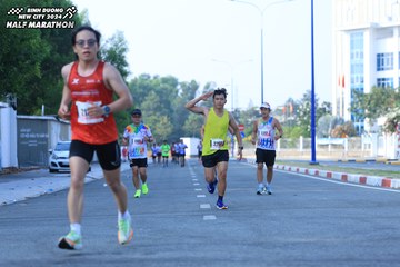 BINH DUONG NEW CITY HALF MARATHON 2024 - Ảnh #1766718