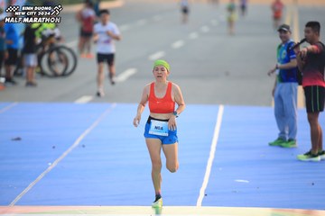BINH DUONG NEW CITY HALF MARATHON 2024 - Ảnh #1740145